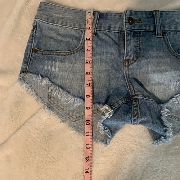 jean shorts🩵 - Picture 5 of 10